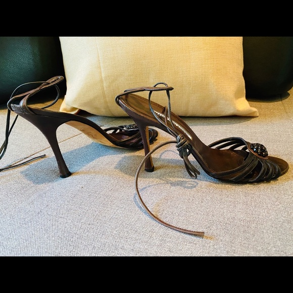 🌹BEAUTIFUL MANOLO BLAHNIK ANKLE STRAP SANDALS - Picture 2 of 7